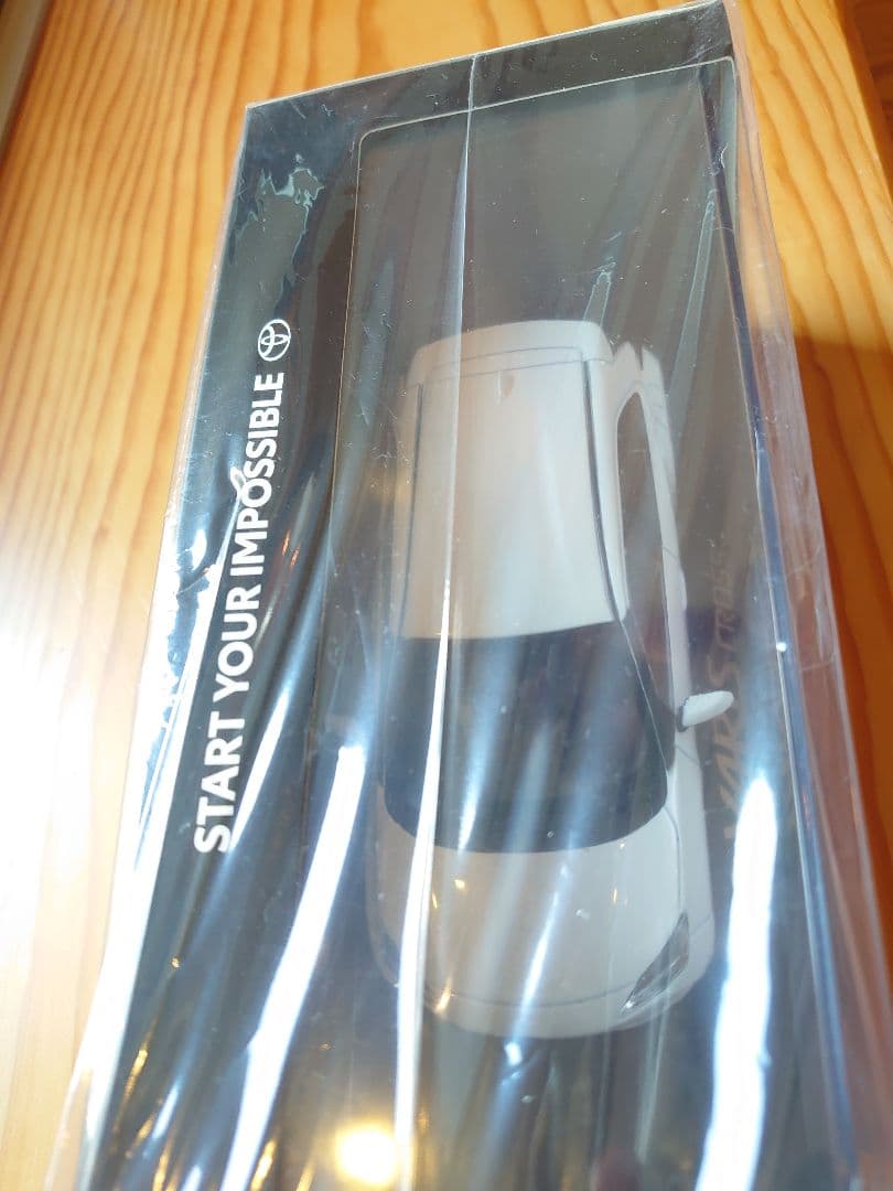 【新品2台】ヤリスクロス　ブラックマイカ×ホワイトパール　／　ホワイトパール