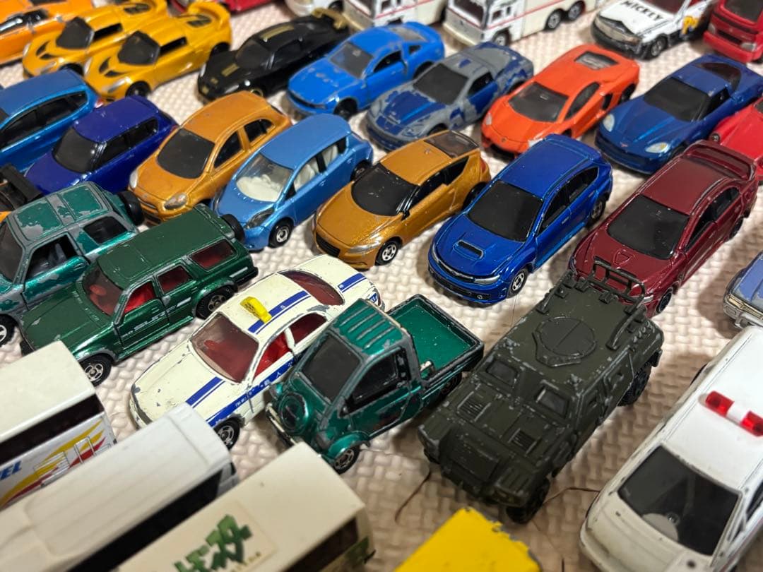 トミカ　まとめ売り　100台
