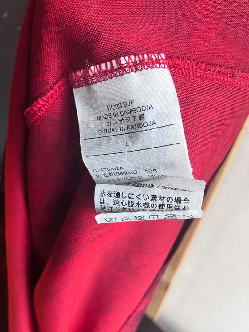 け*お様 浦和レッズ 2024ホームユニフォーム Lサイズ　11 グスタフソン