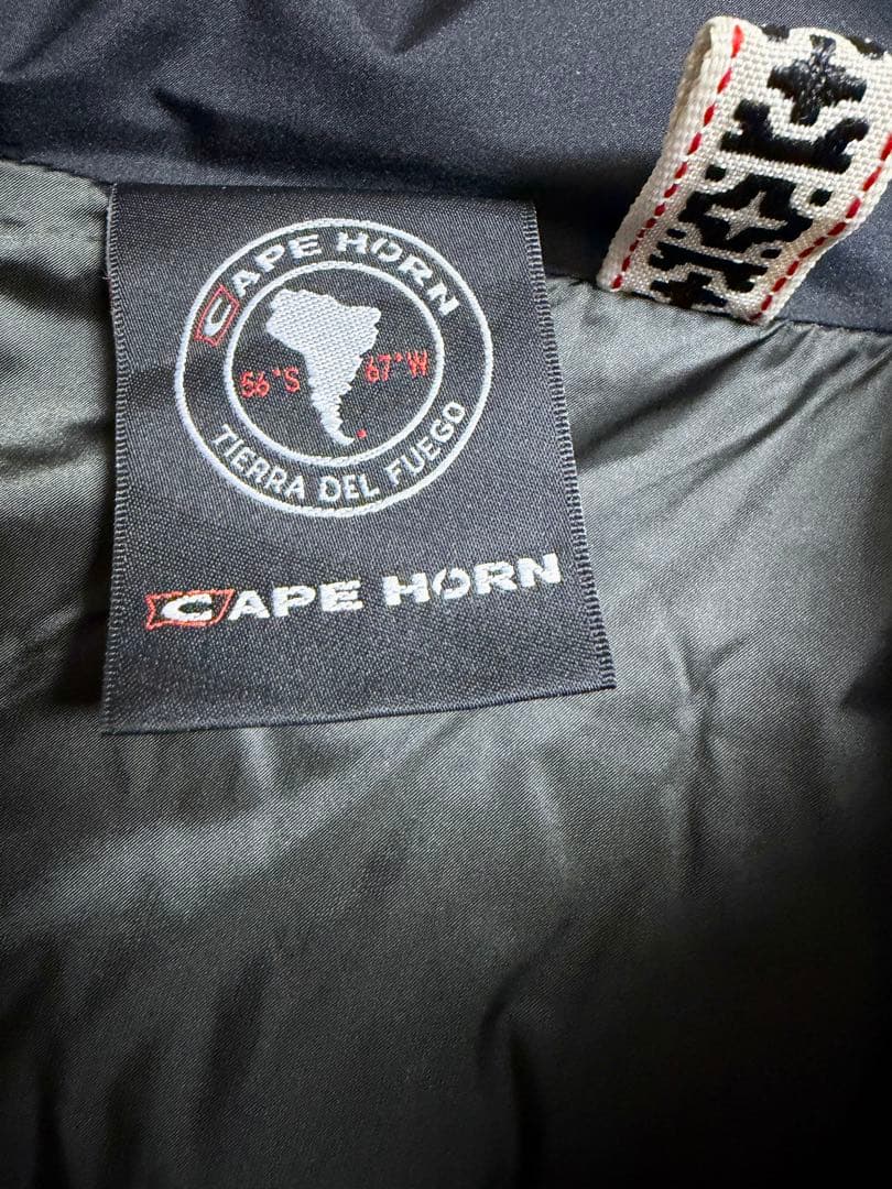 新品未使用CAPE HORN ブラック ダウンベスト L