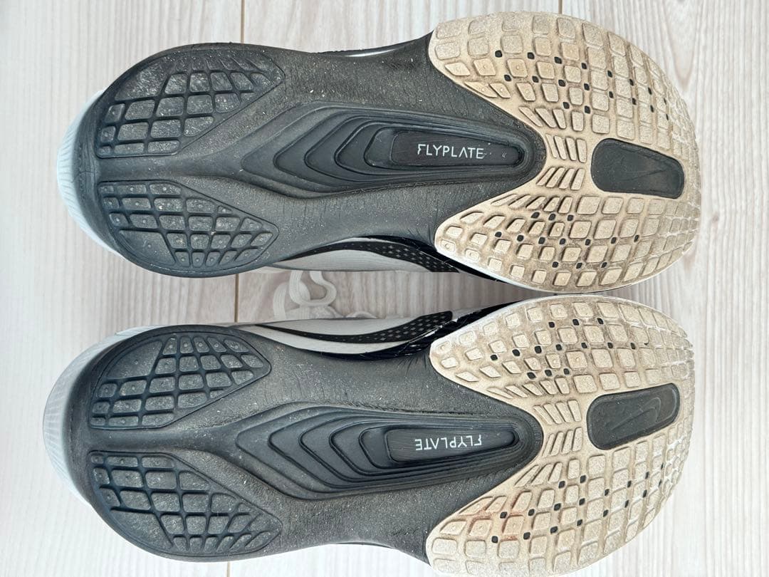 スミスさん　専用　NIKEzoomfly6 25.5cm