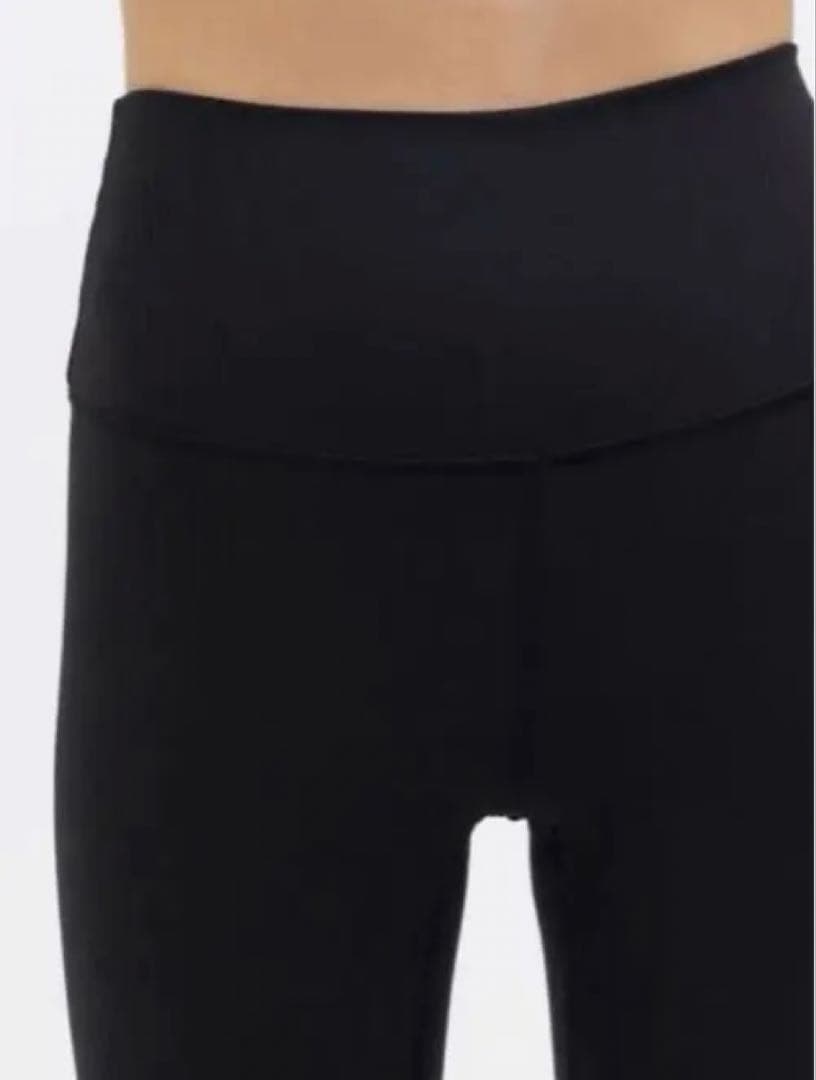 ★ゲリラSALE★新品　LAVA SUKALA ヨガ　上下セット　M L セット