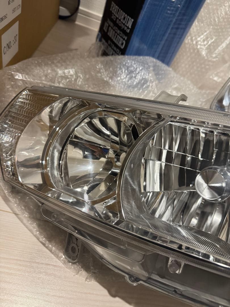 l350s タント　カスタム　ヘッドライト