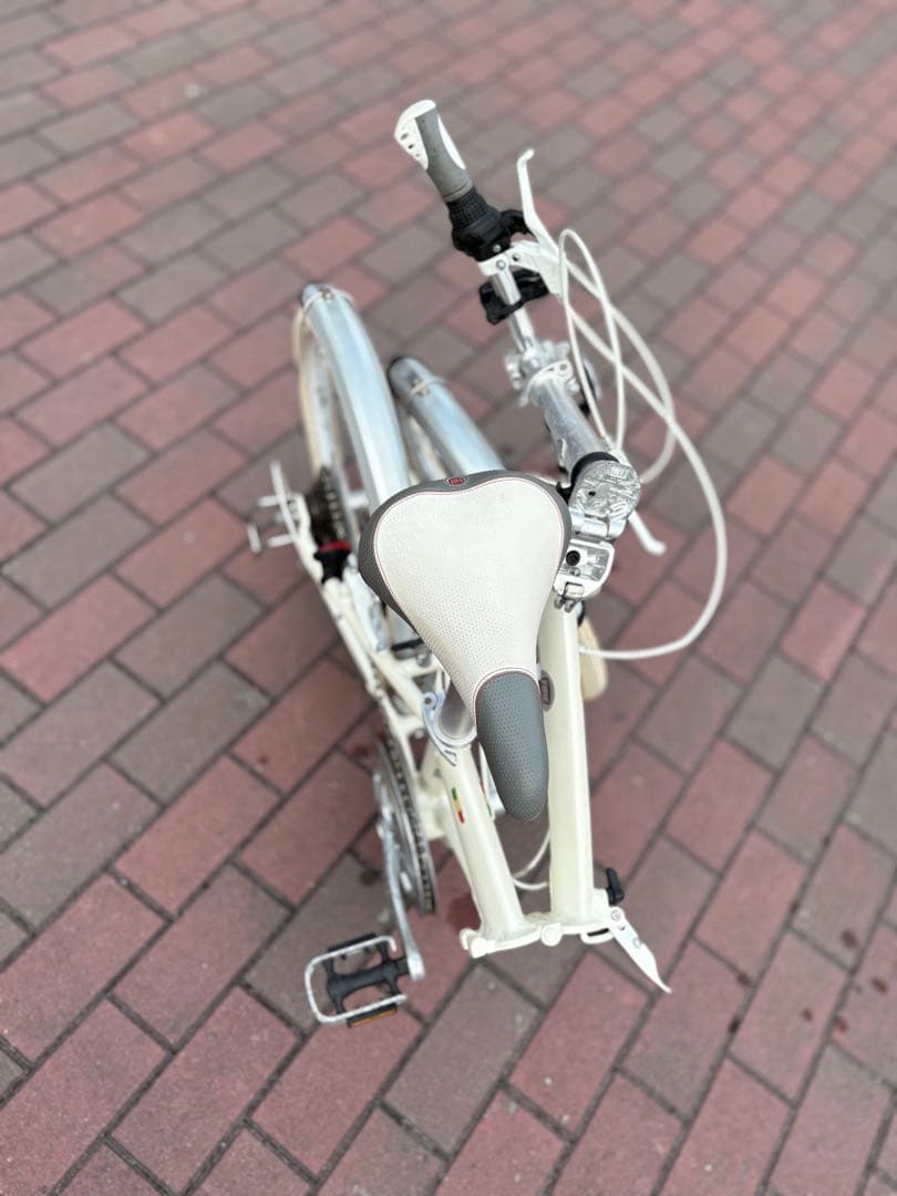 「フィアット」軽量折り畳み自転車(20㌅)お届け出来ます。お引き取り大歓迎。