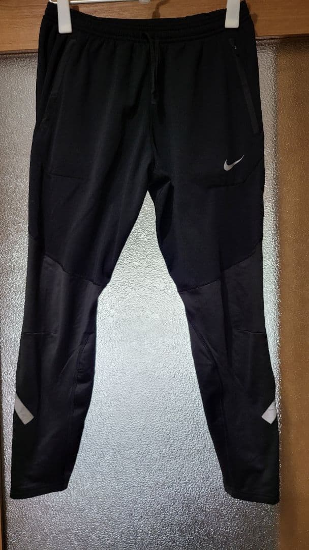 ウォーキング・ランニングウェア NIKE THERMA-FIT RUN DIVISION