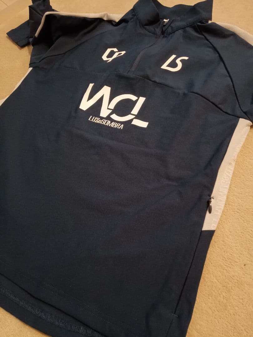 新品LUZe　ルースイソンブラ　WOL　ハーフジップ トレーニングトップス