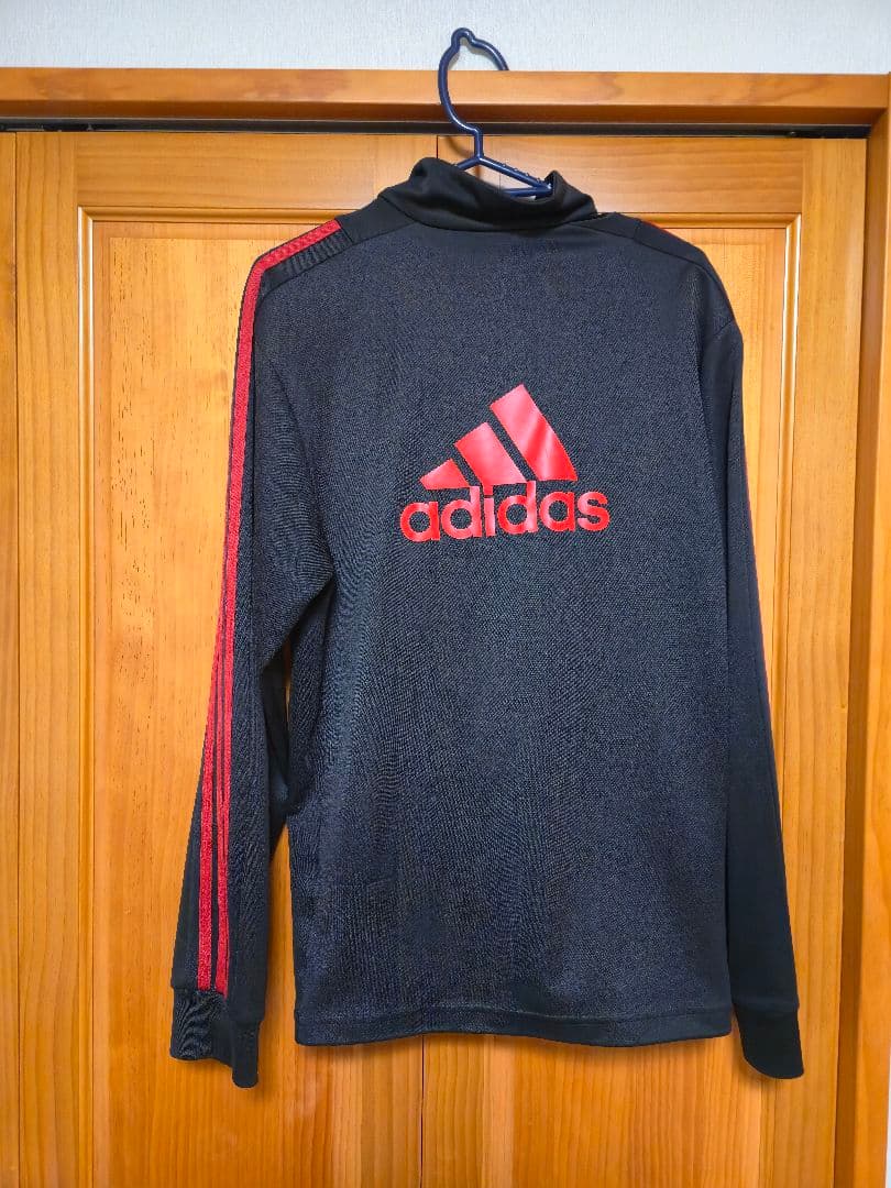 adidas ジャージ