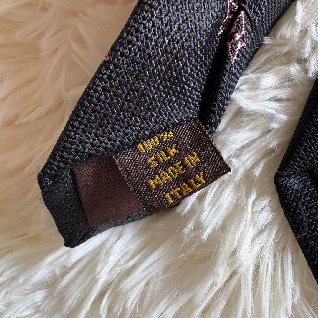 LOUIS VUITTON モノグラム 現行 シルク ネクタイ ブラック ピンク
