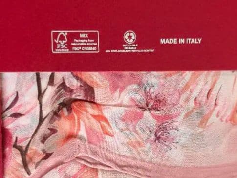 ソ*ア様 未使用　Salvatore Ferragamo　フェラガモ　花柄 スカ