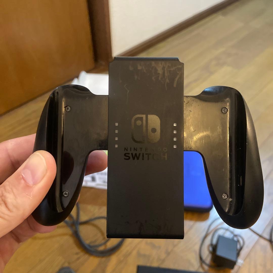 Nintendo Switchグレー 本体 充電ケーブル付き.スイッチケース付属