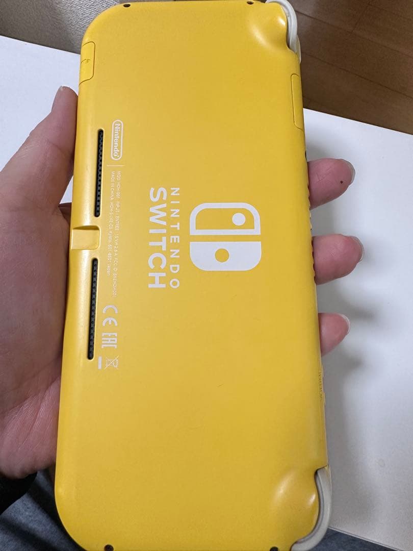 タ*ミ様 Nintendo Switch Lite イエロー