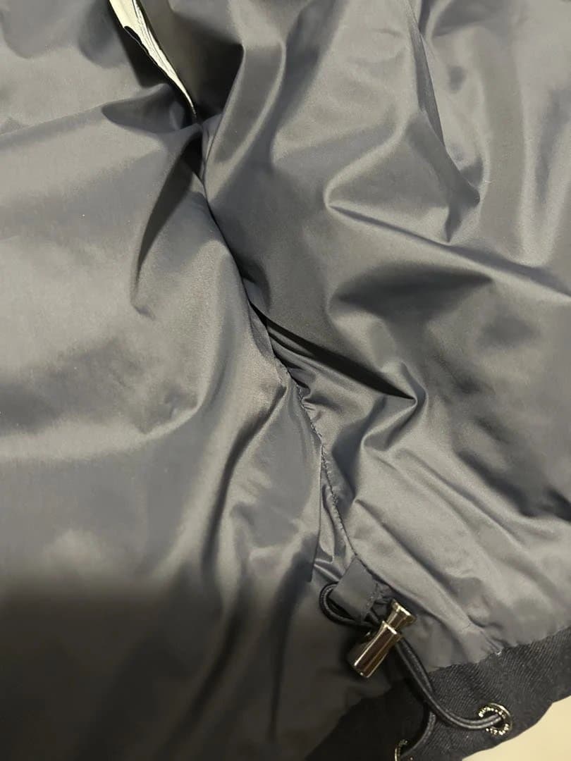 ［価格変更］Moncler ネイビー ダウンベスト生地ウール サイズ4（XL-）
