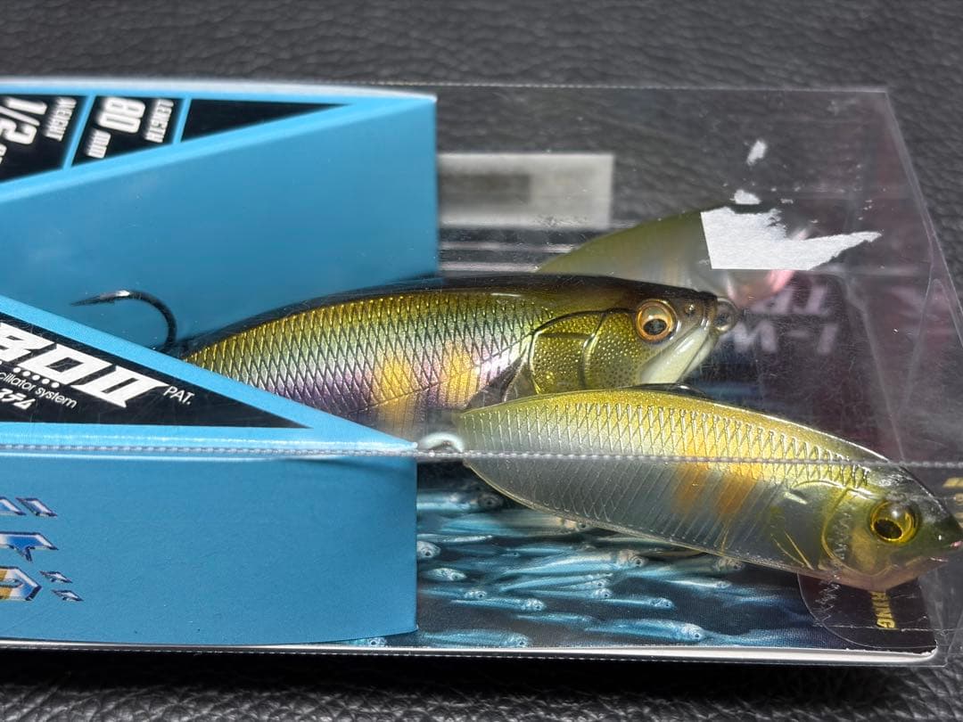 Megabass iウイングトリプルフライ×4 ①