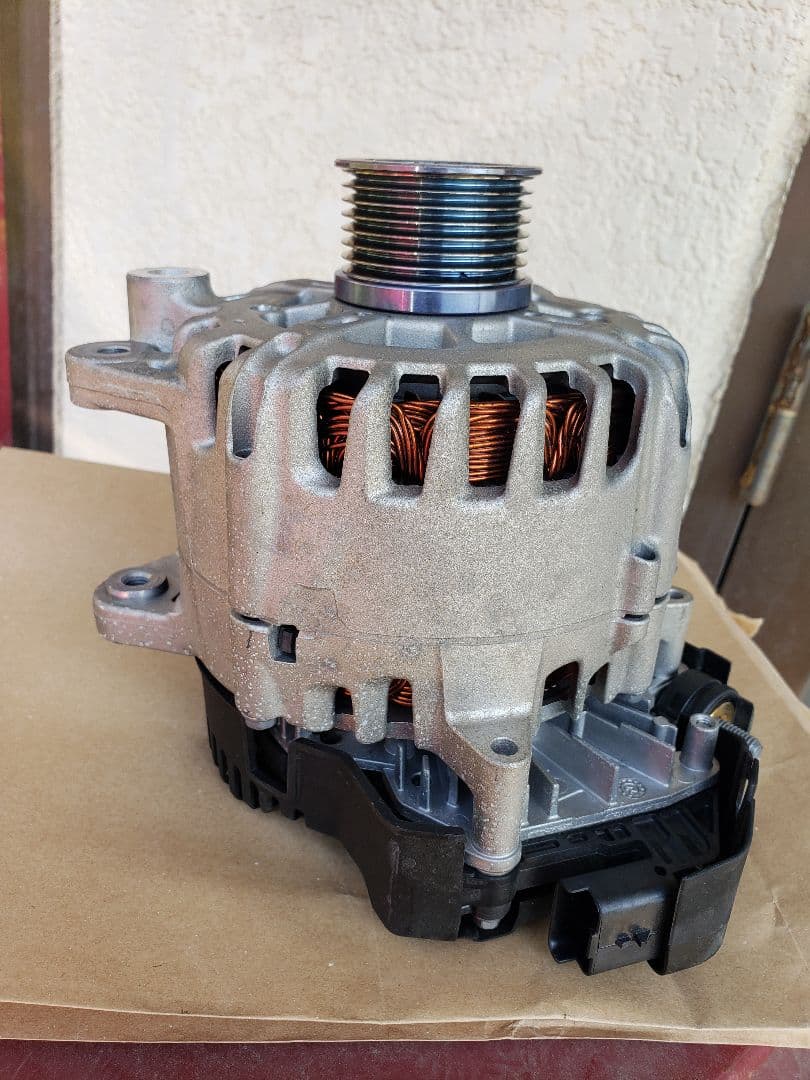 エクストレイル DBA-T32 オルタネーター　　日産　ニッサンパーツ