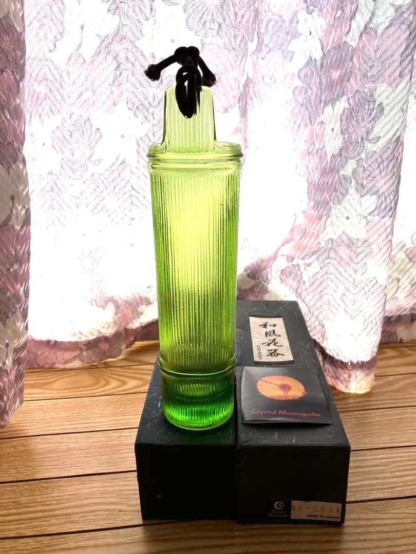 昭和レトロ 和風花器クリスタル　マツガオカガラス 花瓶 グリーン 高さ21cm