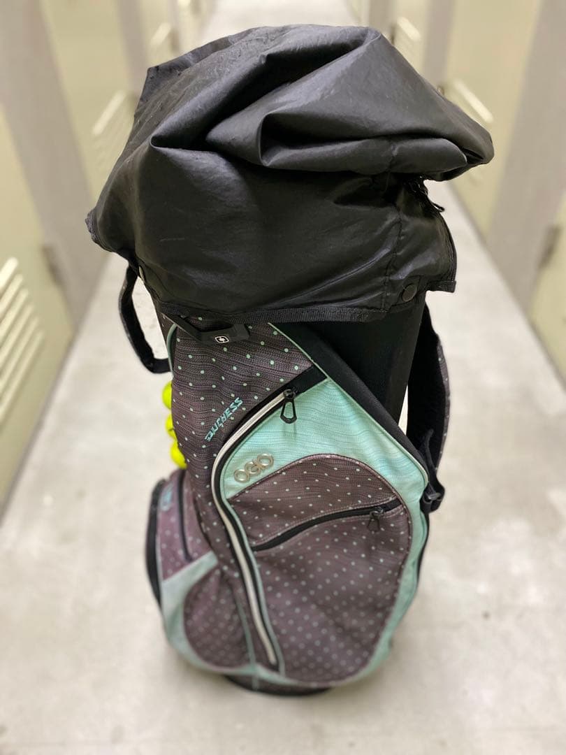 OGIO オッジオの超軽量キャディバッグ　9型14本枠　再々値下げ