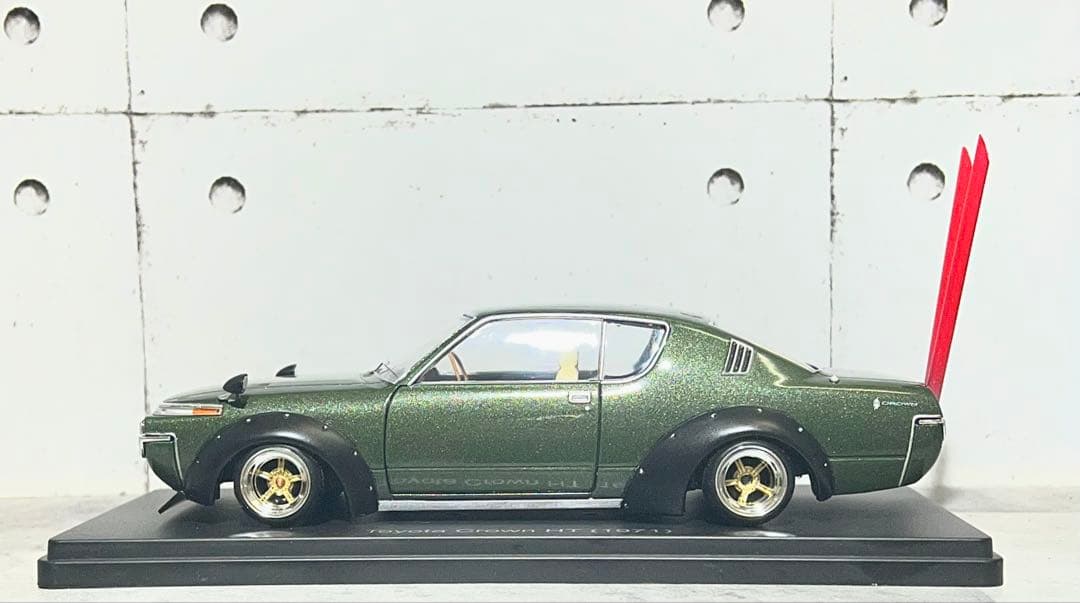 国産名車 1/24 トヨタ クラウン クジラ カスタム 旧車 ミニカー 族車