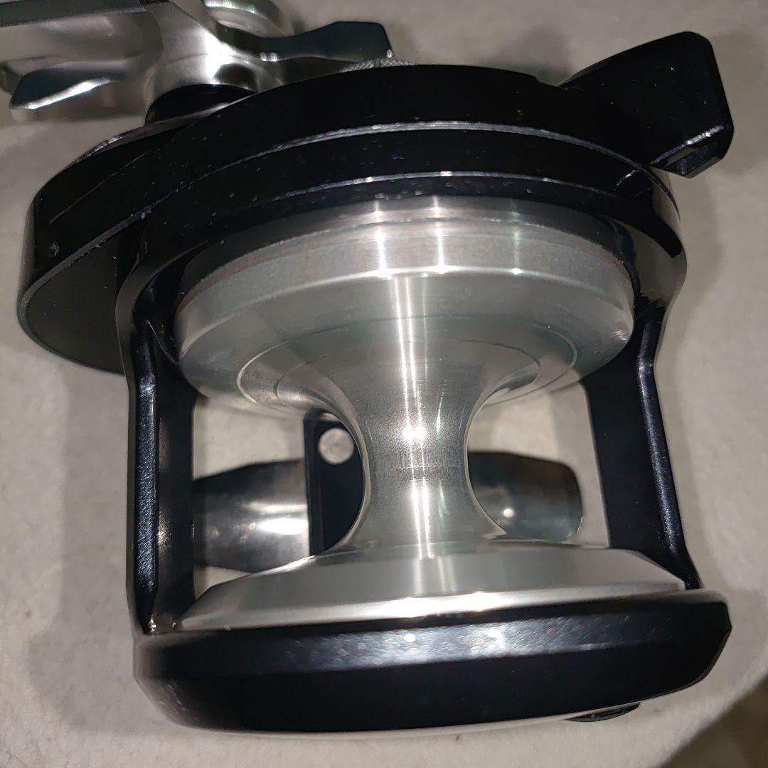 SHIMANO TORIUM 2000HG ベイトリール