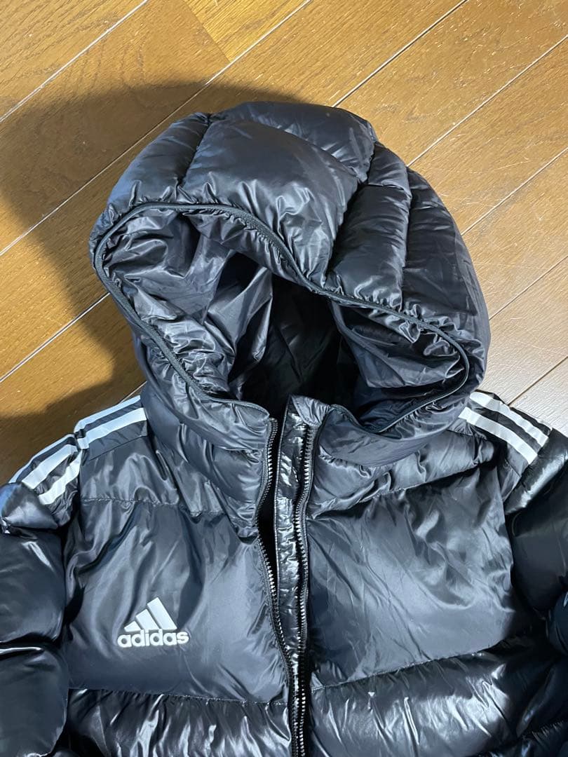 adidas フード付きダウンコート 黒　　ブラック　アディダス