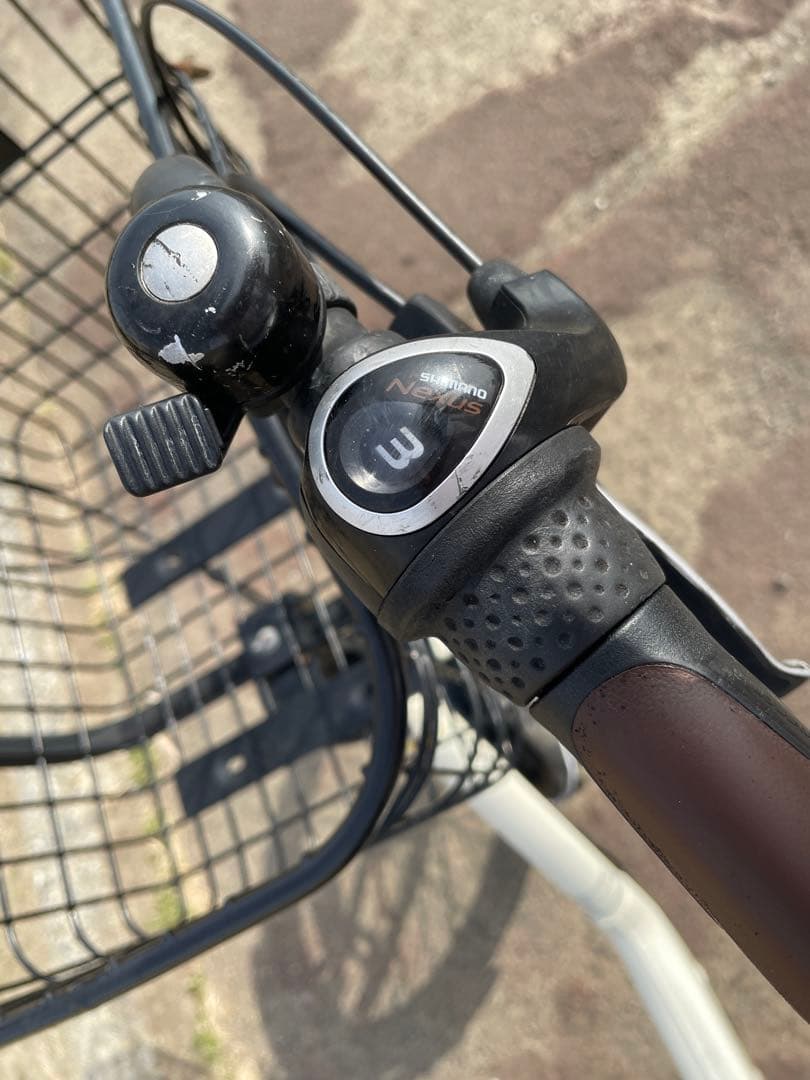 電動アシスト自転車 チャイルドシート付き ホワイト　ギュットMINI DX