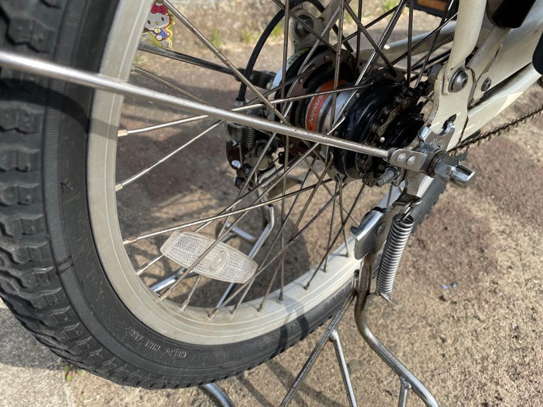 電動アシスト自転車 チャイルドシート付き ホワイト　ギュットMINI DX