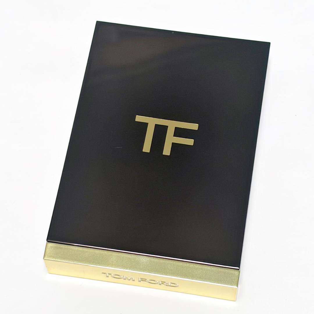TOM FORD トムフォード アイカラークォード 01S メタリックモーブ