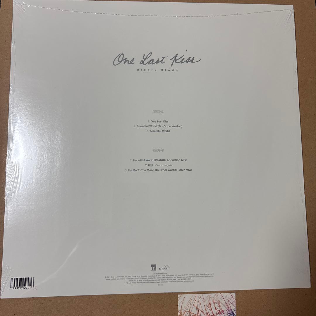 【完全生産限定盤】宇多田ヒカル/One Last Kiss ステッカー付US盤
