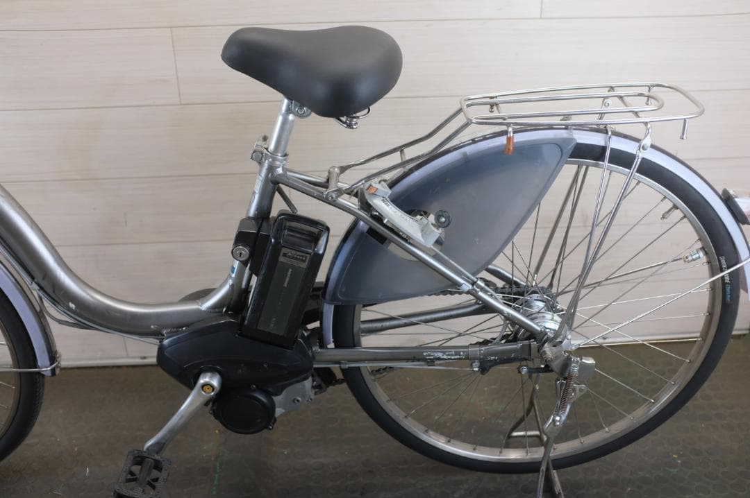 電動自転車ブリヂストン製　アシスタ　26インチ　3段　8.7Ah充電器あり