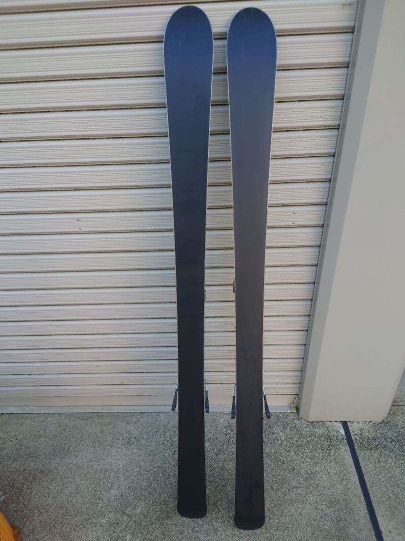 ジュニア　スキー板　K2 136cm ロッカー　調整可ビンディング