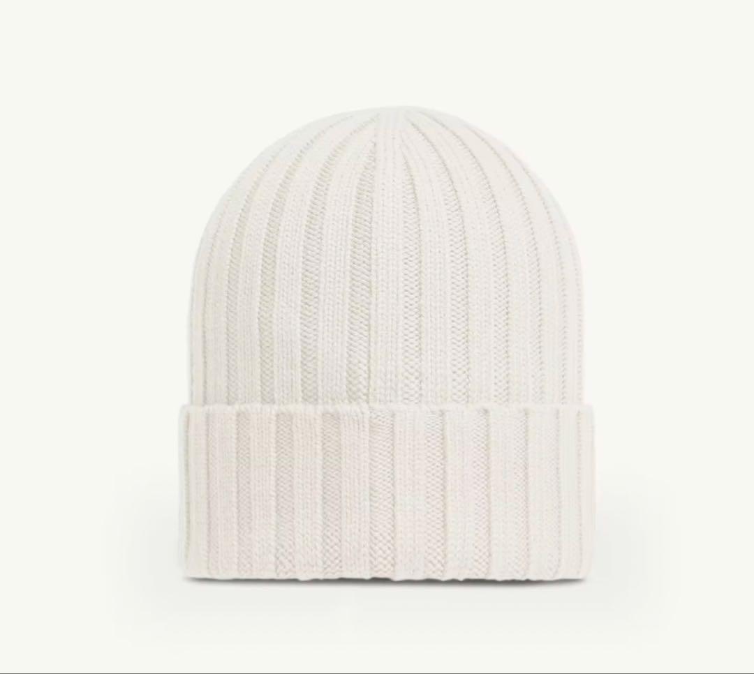 新品未使用タグ付き♡MONCLER アイボリー ニット帽 モンクレール♡
