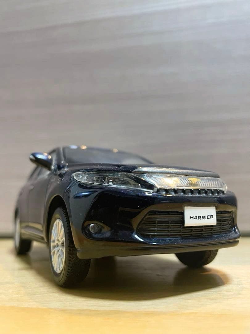 トヨタ ハリアー サンプル ミニカー ブラックパール1/30