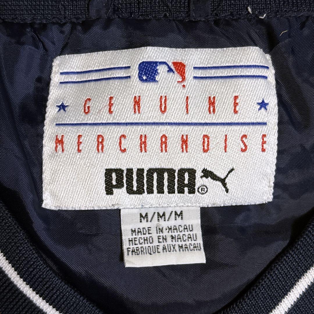 00s US古着MLB INDIANS ナイロンプルオーバーM 紺・赤　プーマ