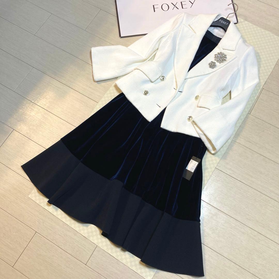美品♡¥86,900タグ付き♡2025年FOXEY \"Harper\"(42 Ｌ)
