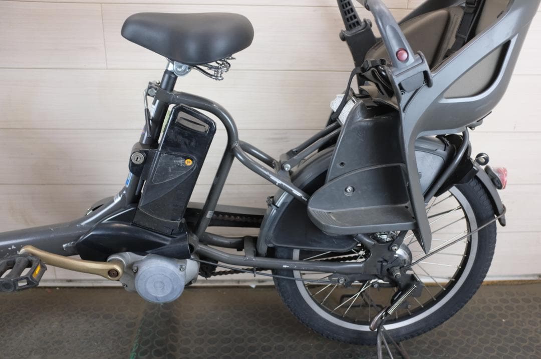 BS 　Bikke　20インチ　3段　8.9Ah（5点灯）充電器あり
