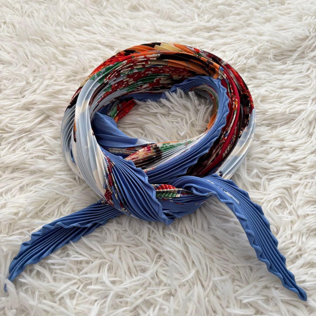 HERMES エルメス カレプリセ プリーツ シルクスカーフ ケニアの真珠