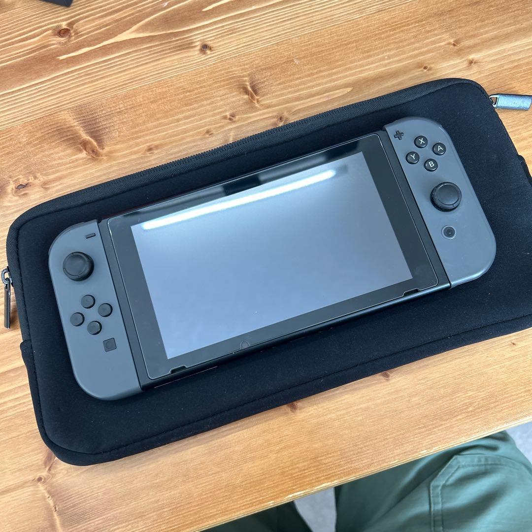 連休限定価格【おまけ付き】Nintendo Switch 本体　グレー