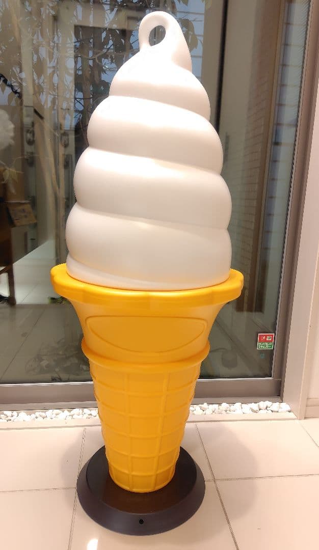 【新品未使用】大型ソフトクリーム　ディスプレイ