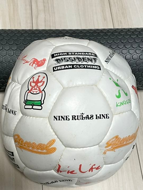 DISSIDENT コラボ　サッカーボール　激レア！！