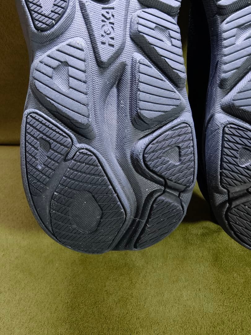 スパイク・シューズ HOKA CLIFTON 10 WIDE 25.5cm