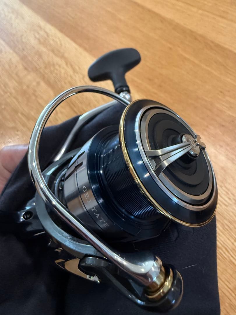 Daiwa 19 CERTATE 3000-CXH スピニングリール