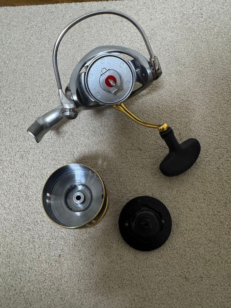 Daiwa FREAMS LT 4000D-C スピニングリール