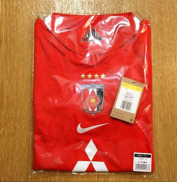 限定　浦和レッズ　クラブワールドカップパッチ付ユニフォームオフィシャル