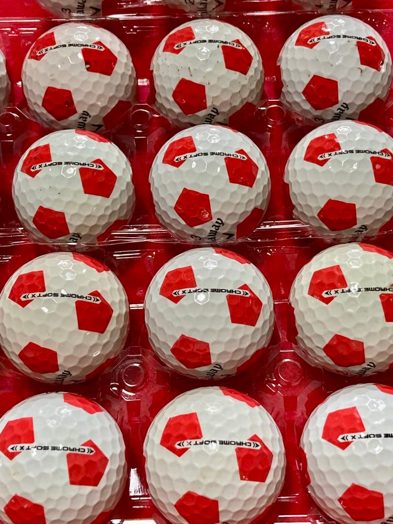 M133【中古ゴルフボール】キャロウェイ/クロムソフト《サッカー柄》赤色 26個