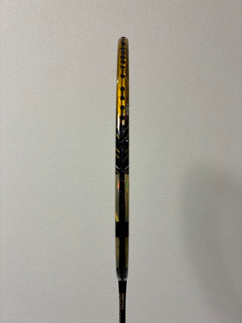 バドミントンラケット　Babolat JetStream83