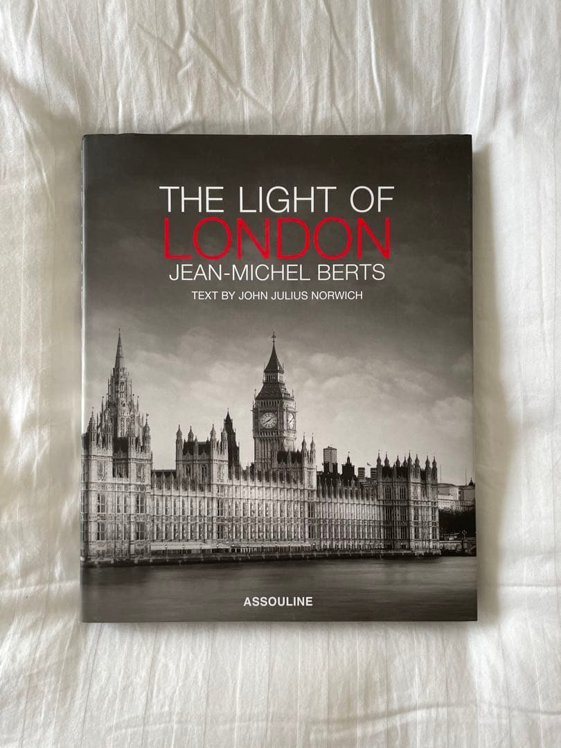 [2012] THE LIGHT OF LONDON アスリーヌ社