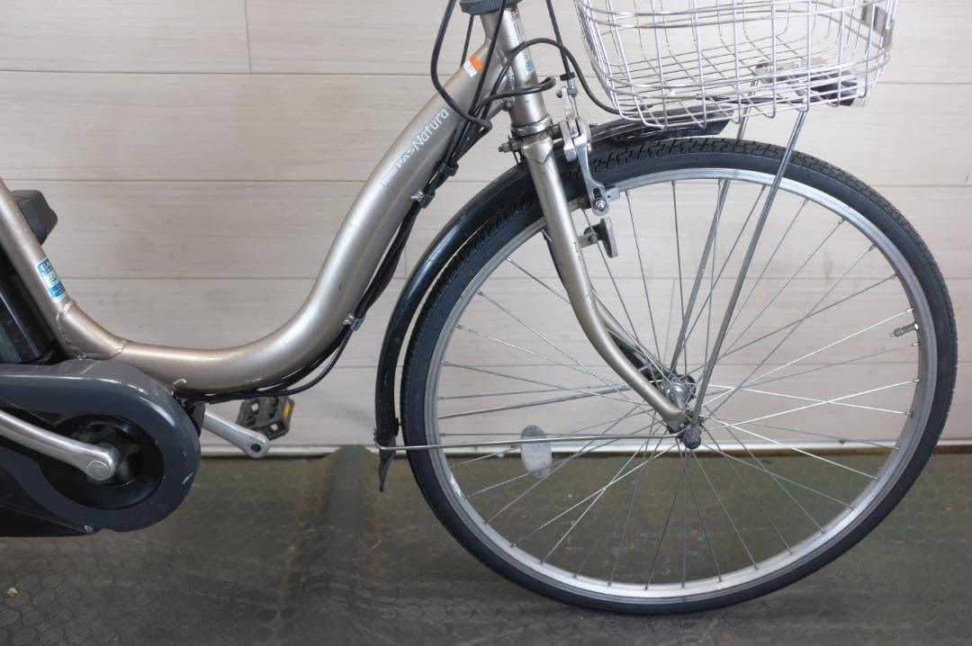 電動自転車 ヤマハPAS　26インチ　3段　8.7Ah タイヤ新品