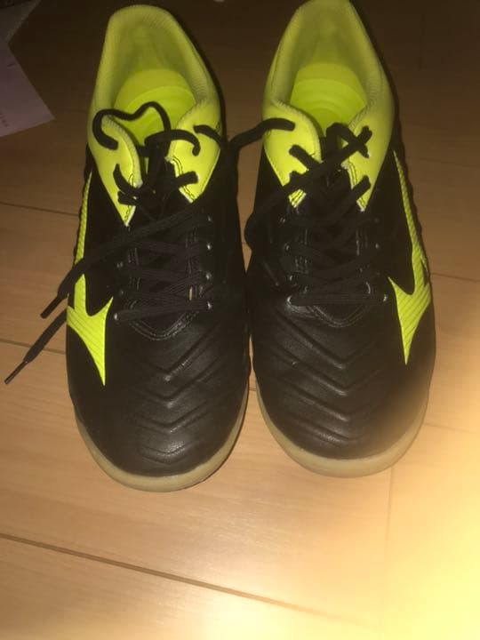 フットサルシューズ