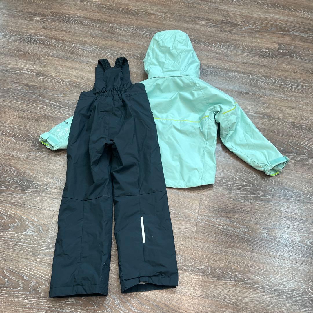 DESCENTE デサント　130 セットアップ　上下　スキーウェア　女の子
