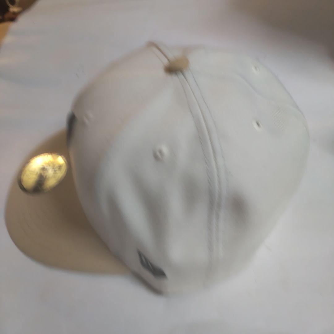 New Era 59FIFTY キャップ 7 1/2 ホワイト/ベージュ、崎山翼