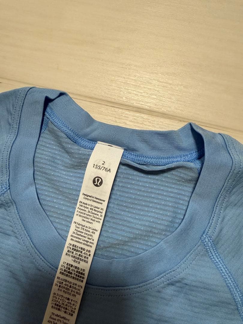 Lululemon Swiftly Tech 半袖シャツ 2.0 ウエスト丈